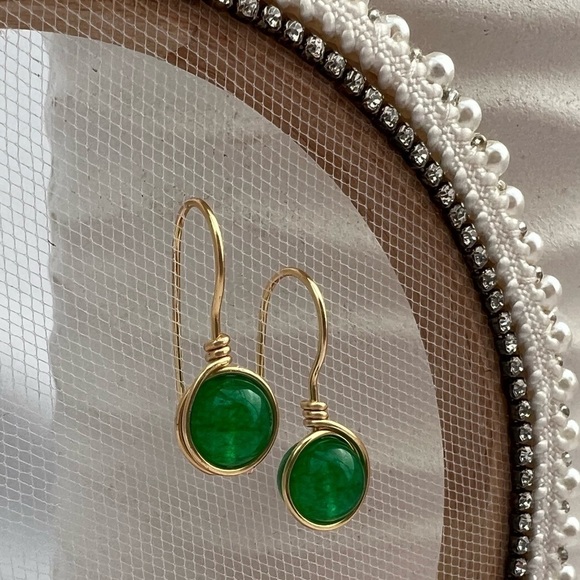 BRIGHT Green Agate and Gold Wire Wrapped Minimalist Earrings - Picture 2 of 11